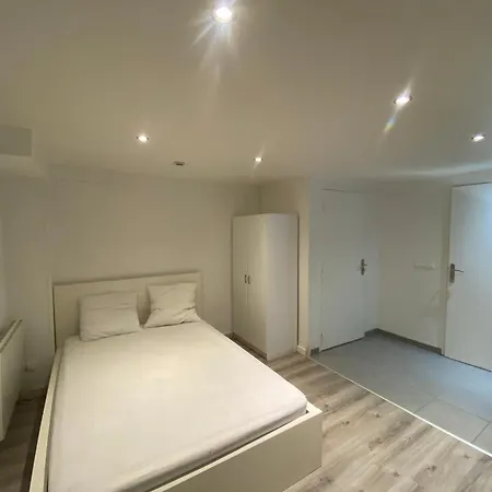 Enjoy Olympic Games In A Big Near Paris Holiday home